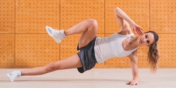 Side Plank Leg Raise exercise